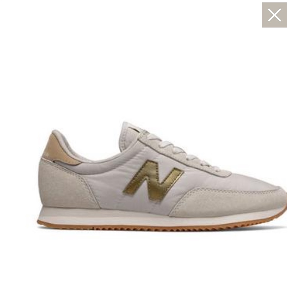New balance women’s off white 8.5